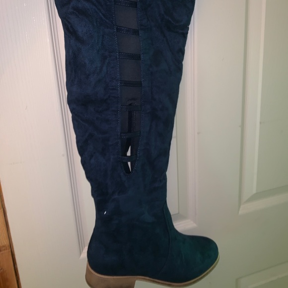 Thigh high boots - Picture 1 of 2
